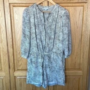 Katherine Barclay Shorts Romper with Long Sleeves size 4